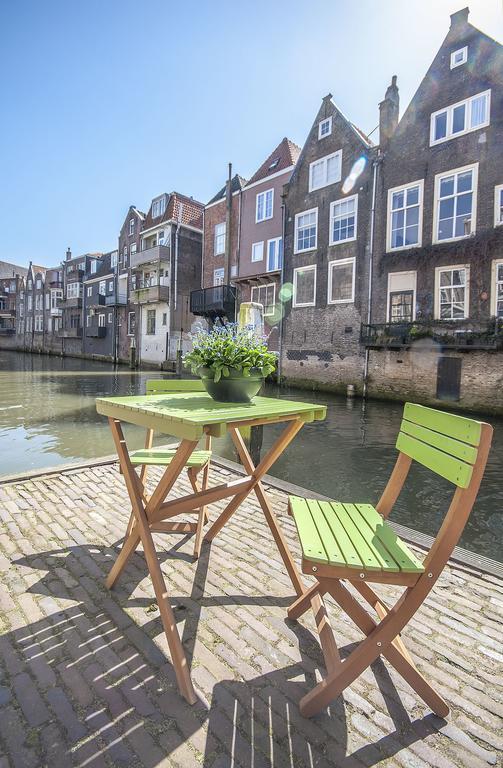 Blom Aan De Gracht Acomodação com café da manhã Dordrecht Exterior foto