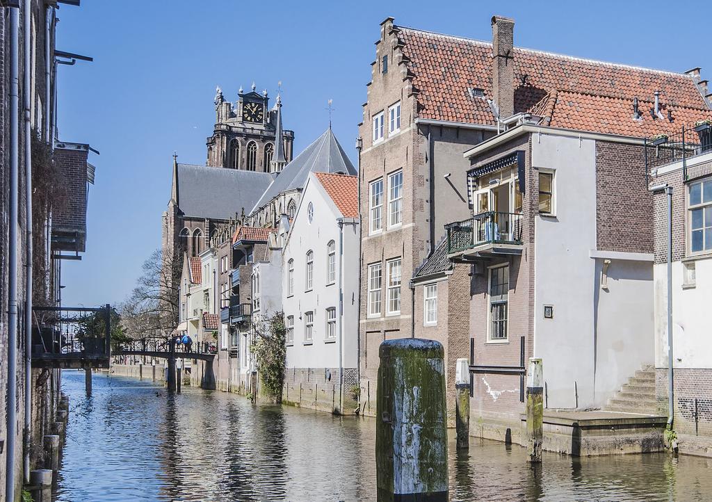 Blom Aan De Gracht Acomodação com café da manhã Dordrecht Exterior foto